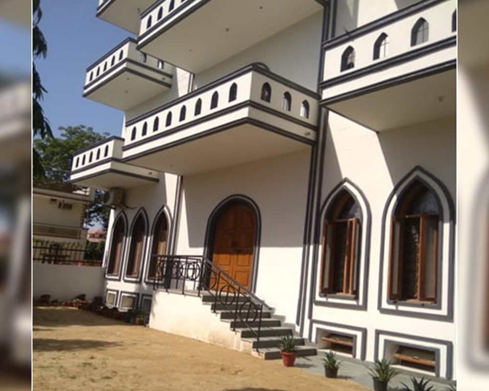 Holy Family Convent Munnuthy